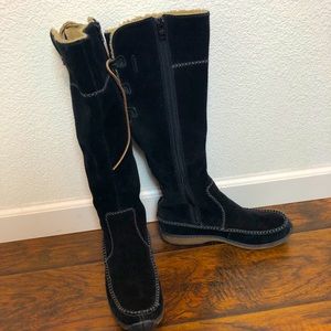 Timberland black suede boots sz 8M